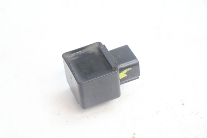 photo de RELÉ ELÉTRICO SUZUKI BURGMAN EXECUTIVE ABS 650 (2006 - 2012) - Ampliação técnica