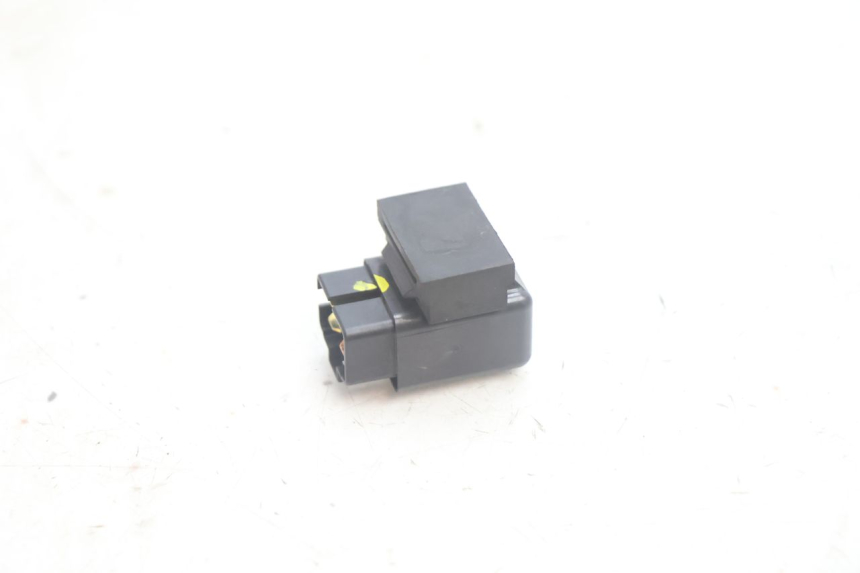 photo de RELÉ ELÉTRICO SUZUKI BURGMAN EXECUTIVE ABS 650 (2006 - 2012) - Detalhe da peça