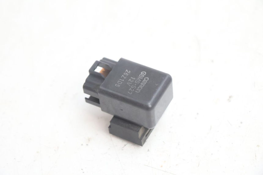 photo de RELÉ ELÉTRICO SUZUKI BURGMAN EXECUTIVE ABS 650 (2006 - 2012) - Detalhe da peça