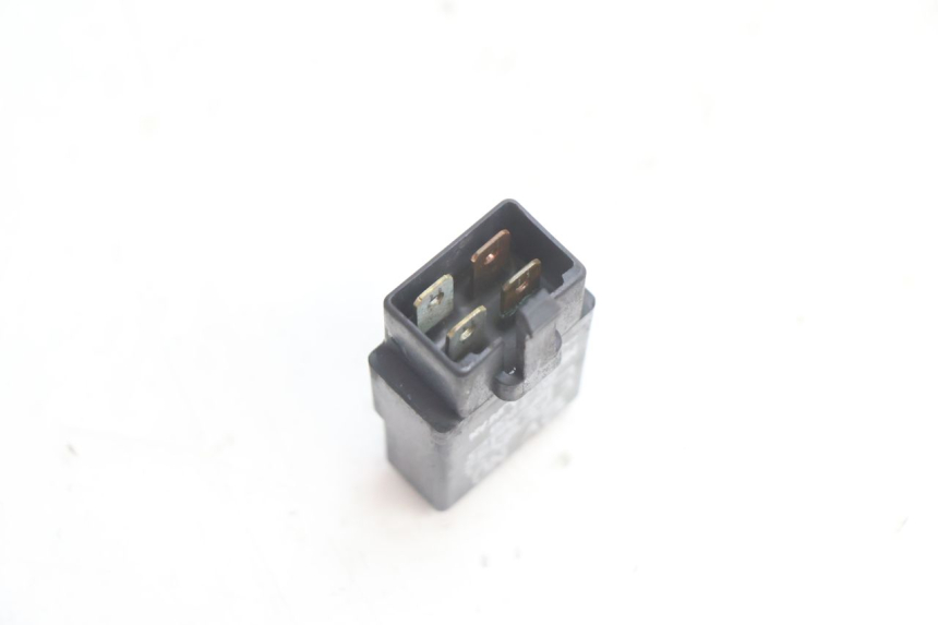 photo de RELÉ ELÉTRICO PEUGEOT BUXY 50 (1993 - 1998) - Outro ângulo de visão