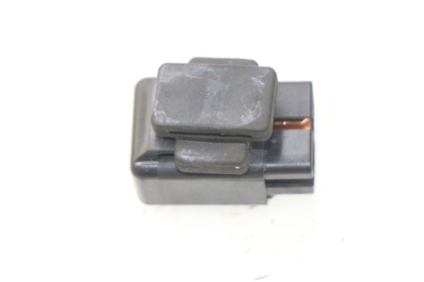 photo de RELÉ ELÉTRICO YAMAHA BW'S BWS 125 (2010 - 2013) - Zoom do estado de desgaste