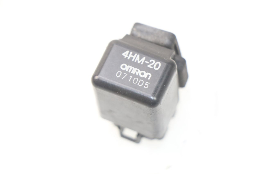 photo de RELÉ ELÉTRICO YAMAHA BW'S BWS 125 (2010 - 2013) - Outro ângulo de visão