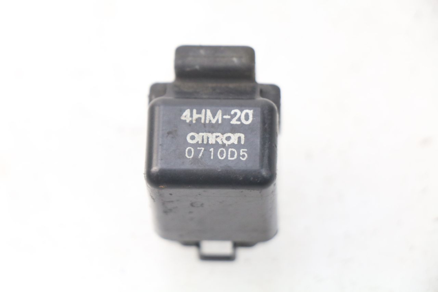photo de RELÉ ELÉTRICO YAMAHA BW'S BWS 125 (2010 - 2013) - Outro ângulo de visão