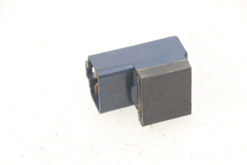 photo de RELÉ ELÉTRICO YAMAHA BW'S BWS 125 (2010 - 2013) - Detalhe da peça