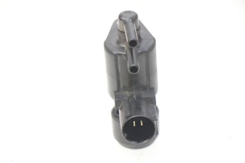 photo de RELÉ ELÉTRICO HONDA CBRF CBR-F PC41 600 (2011 - 2013) - Detalhe da peça
