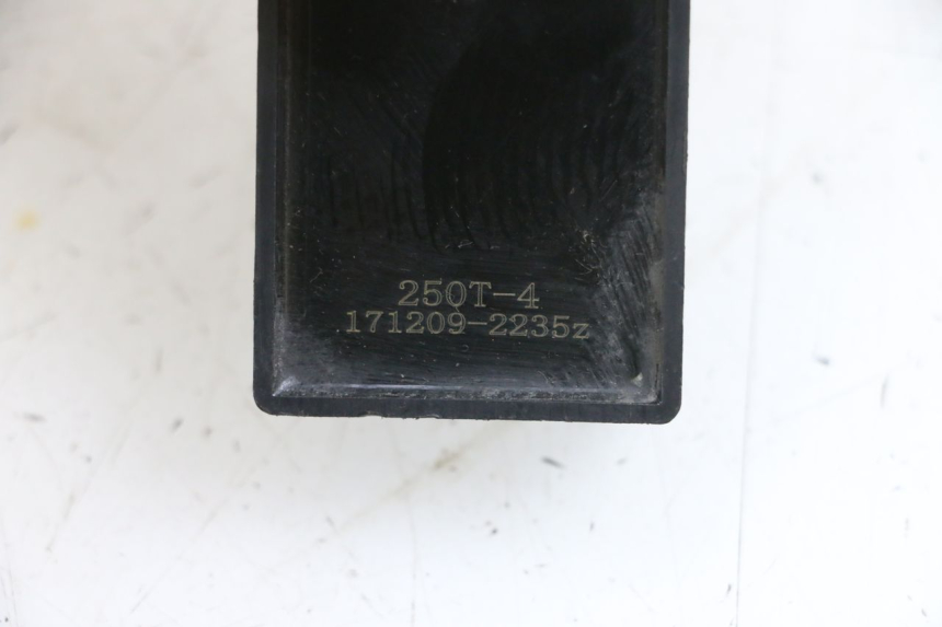 photo de RELÉ ELÉTRICO KSR CODE 125 (2018 - 2020) - Outro ângulo de visão