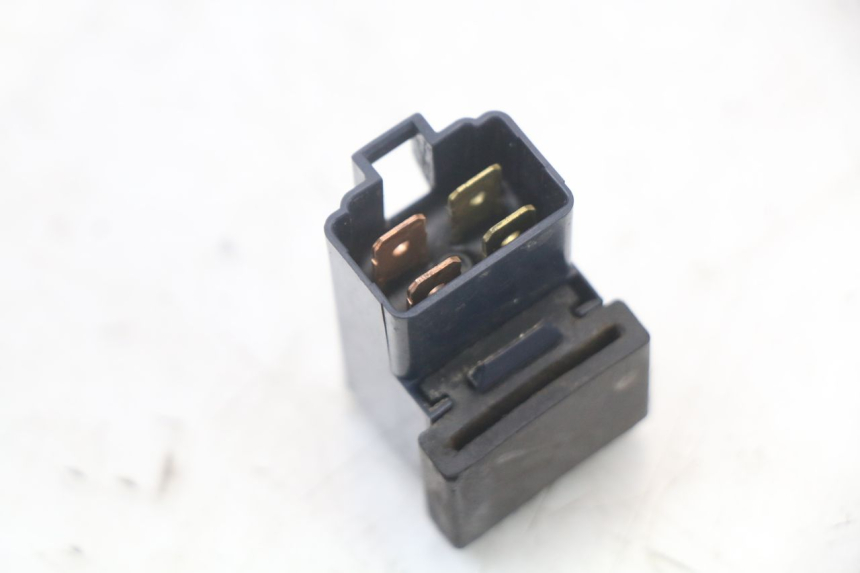 photo de RELÉ ELÉTRICO YAMAHA CYGNUS X 125 (2004 - 2007) - Detalhe da peça