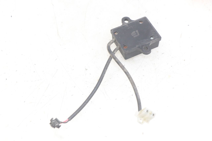photo de RELÉ ELÉTRICO EASY WATTS E-OPAI 1 (2019 - 2024) - Detalhe da peça