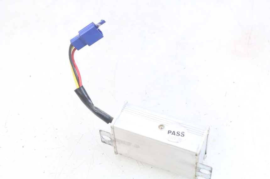 photo de RELÉ ELÉTRICO EASY WATTS E-OPAI 1 (2019 - 2024) - Detalhe da peça