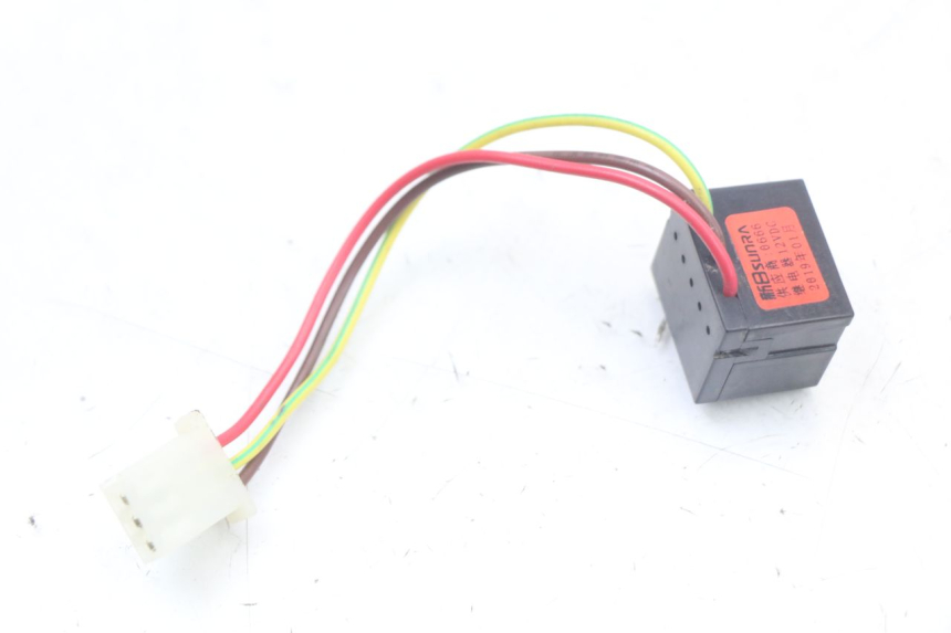photo de RELÉ ELÉTRICO WAYSCRAL E-START 1 (2018 - 2022) - Zoom do estado de desgaste