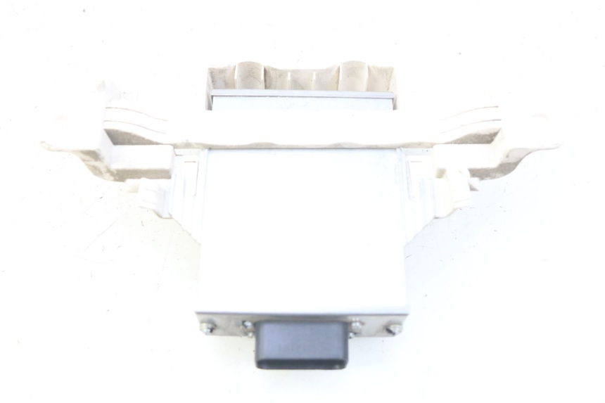photo de RELÉ ELÉTRICO PEUGEOT E-VIVACITY 1 (2012 - 2018) - Pontos de fixação