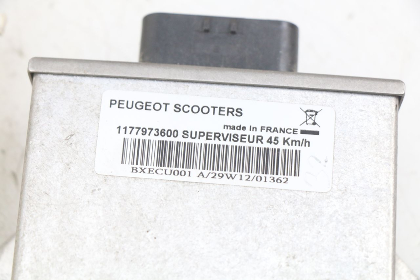 photo de RELÉ ELÉTRICO PEUGEOT E-VIVACITY 1 (2012 - 2018) - Pontos de fixação