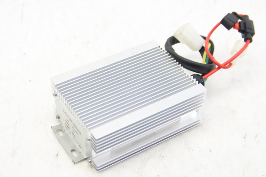 photo de RELÉ ELÉTRICO EFUN E2GO 1 (2017 - 2021) - Ampliação técnica