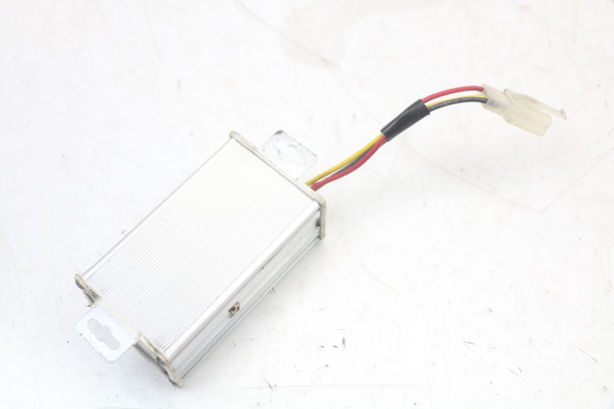 photo de RELÉ ELÉTRICO EBROH BRAVO GLE 1 (2020 - 2024) - Ampliação técnica