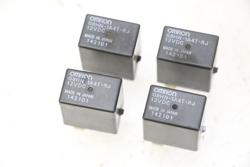 photo de RELÉ ELÉTRICO HONDA FES S-WING SWING ABS 125 (2007 - 2015) - Detalhe da peça