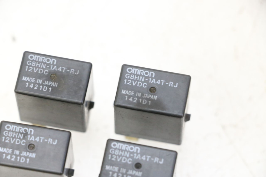 photo de RELÉ ELÉTRICO HONDA FES S-WING SWING ABS 125 (2007 - 2015) - Ampliação técnica