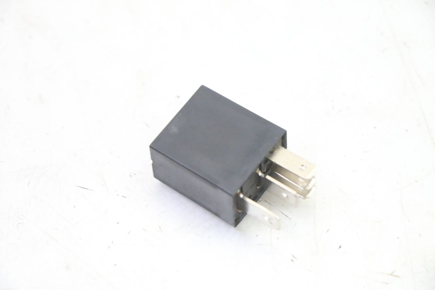 photo de RELÉ ELÉTRICO SYM FIDDLE 2 S 125 (2012 - 2014) - Outro ângulo de visão