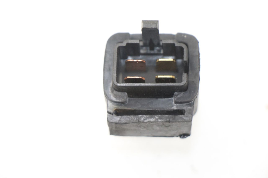 photo de RELÉ ELÉTRICO SYM FIDDLE 3 III 125 (2014 - 2020) - Outro ângulo de visão