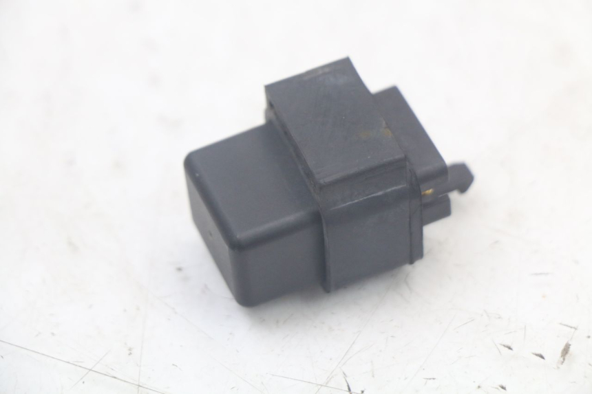 photo de RELÉ ELÉTRICO SYM FIDDLE 3 III 125 (2014 - 2020) - Outro ângulo de visão