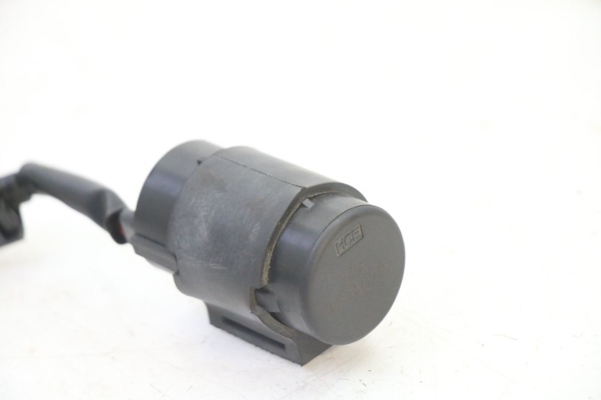 photo de RELÉ ELÉTRICO SYM FIDDLE 3 III 50 (2014 - 2020) - Zoom do estado de desgaste