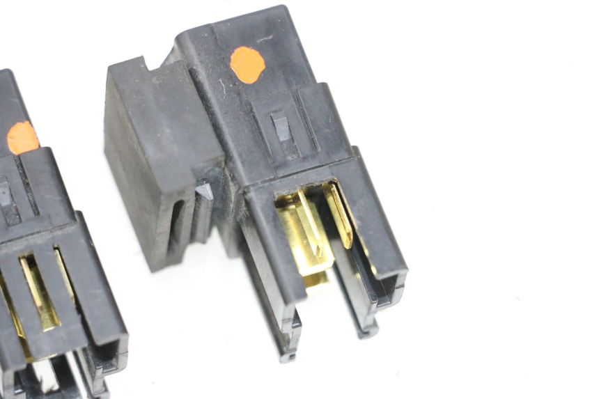 photo de RELÉ ELÉTRICO YAMAHA FJR ABS 1300 (2006 - 2012) - Pontos de fixação