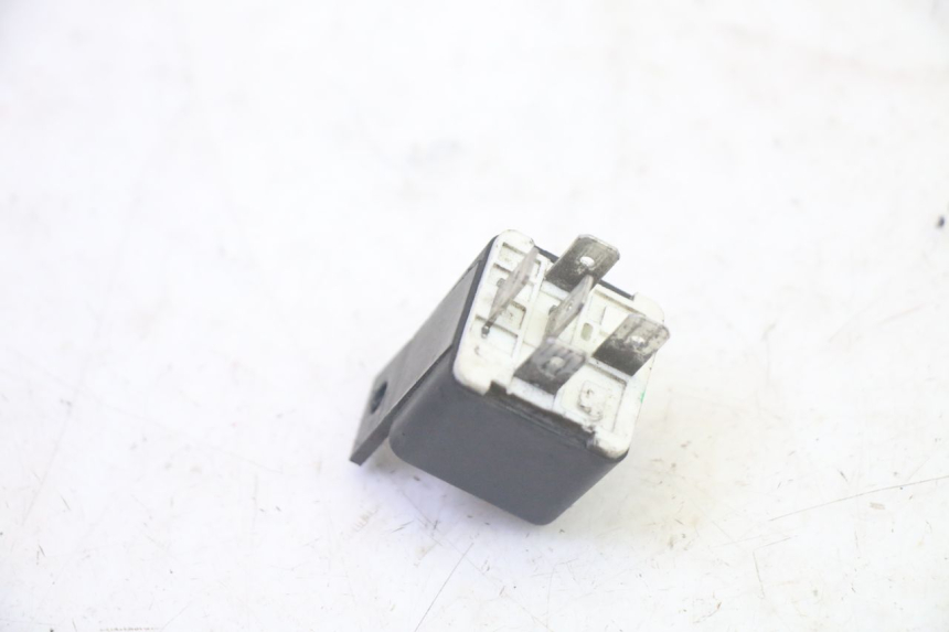 photo de RELÉ ELÉTRICO PIAGGIO FLY 4T 50 (2013 - 2017) - Zoom do estado de desgaste