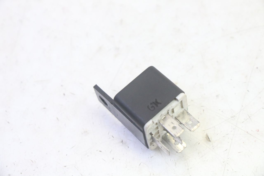 photo de RELÉ ELÉTRICO PIAGGIO FLY 4T 50 (2013 - 2017) - Outro ângulo de visão