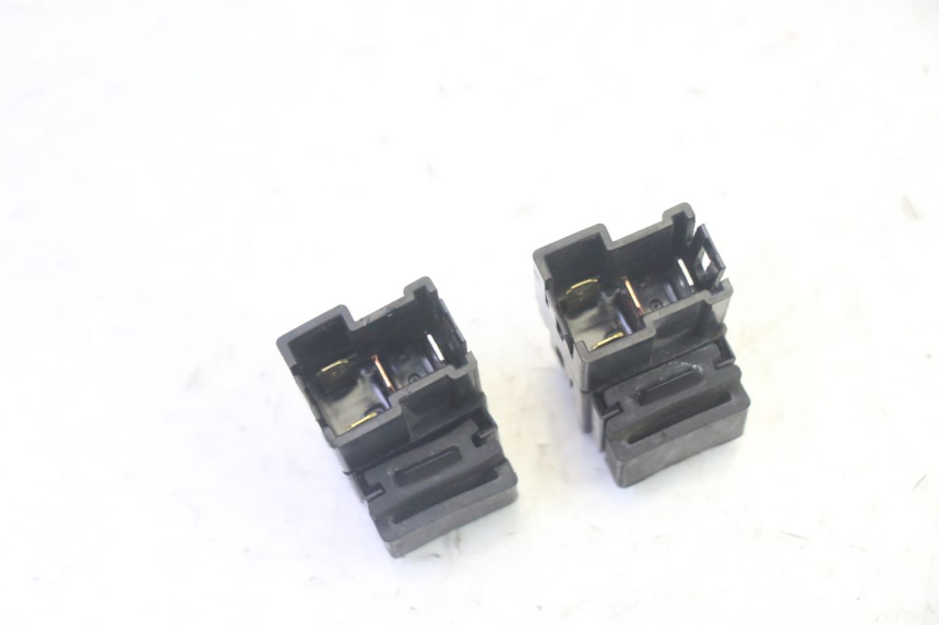 photo de RELÉ ELÉTRICO YAMAHA FZ6 N FAZER 600 (2004 - 2006) - Zoom do estado de desgaste