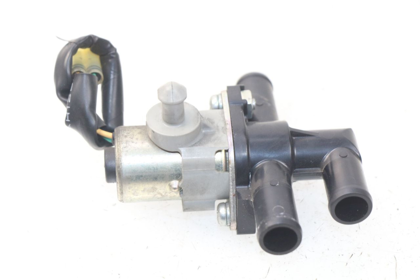 photo de RELÉ ELÉTRICO YAMAHA FZ8 800 (2010 - 2016) - Zoom do estado de desgaste