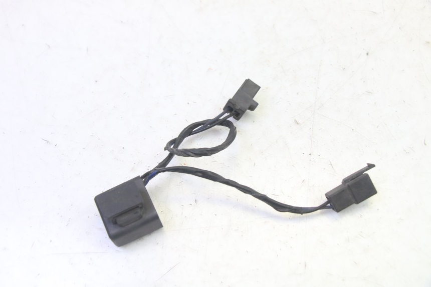 photo de RELÉ ELÉTRICO KYMCO GRAND DINK 125 (2002 - 2007) - Outro ângulo de visão