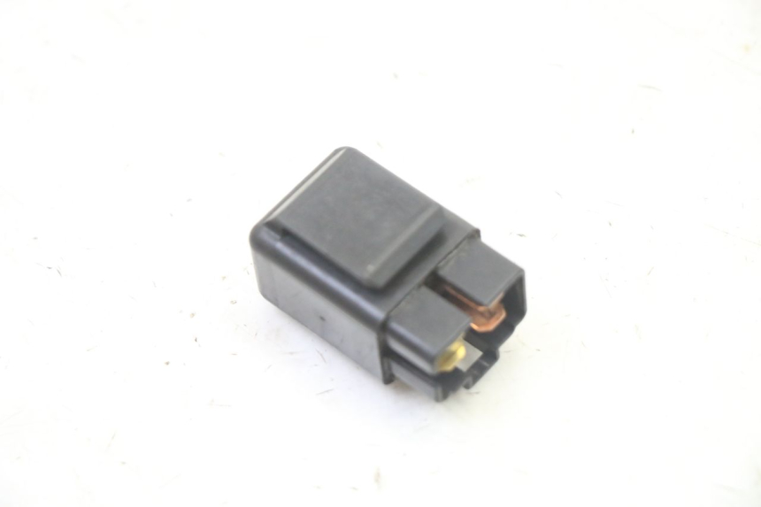 photo de RELÉ ELÉTRICO SUZUKI GS GSE 500 (2001 - 2003) - Outro ângulo de visão
