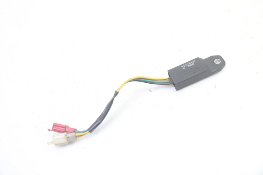 photo de RELÉ ELÉTRICO SYM GTS EVO 125 (2009 - 2013) - Zoom do estado de desgaste