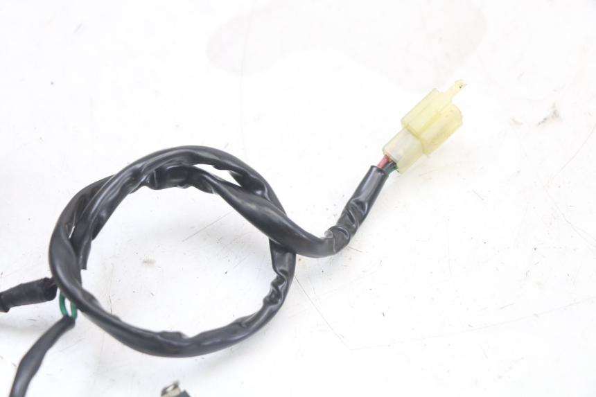 photo de RELÉ ELÉTRICO HONDA NES AROBASE 125 (2000 - 2003) - Zoom do estado de desgaste