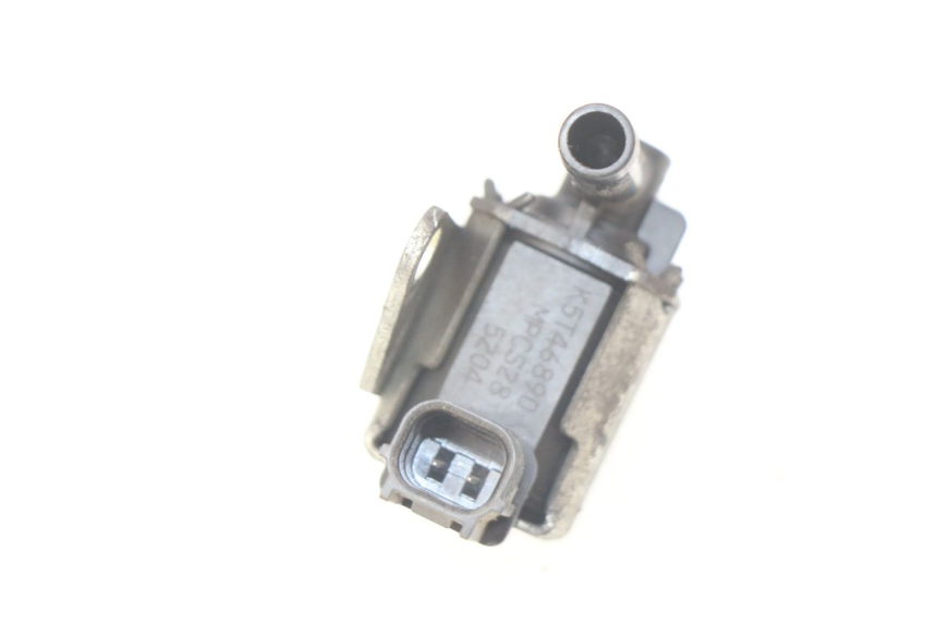 photo de RELÉ ELÉTRICO HONDA INTEGRA NC D 750 (2016 - 2018) - Zoom do estado de desgaste