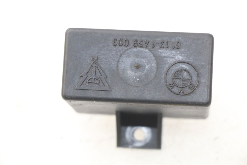 photo de RELÉ ELÉTRICO BMW K100 1000 (1982 - 1990) - Zoom do estado de desgaste
