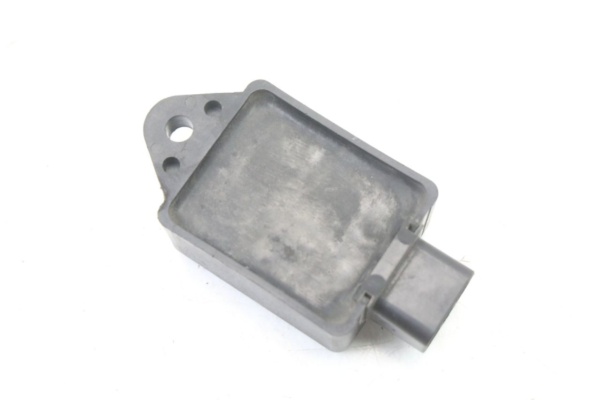 photo de RELÉ ELÉTRICO KAWASAKI ZR7 ZR-7 S 750 (1999 - 2004) - Outro ângulo de visão