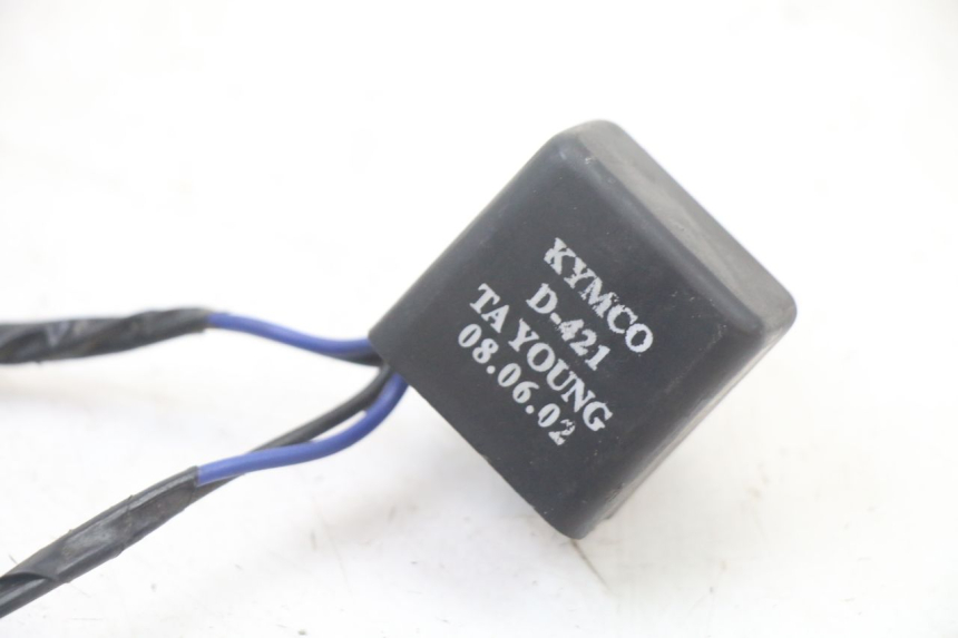 photo de RELÉ ELÉTRICO KYMCO GRAND DINK 125 (2008 - 2014) - Zoom do estado de desgaste