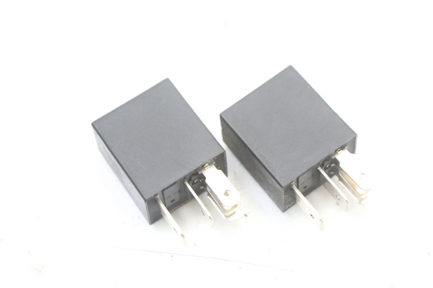 photo de RELÉ ELÉTRICO LONGJIA SHARPY 125 (2020 - 2024) - Outro ângulo de visão
