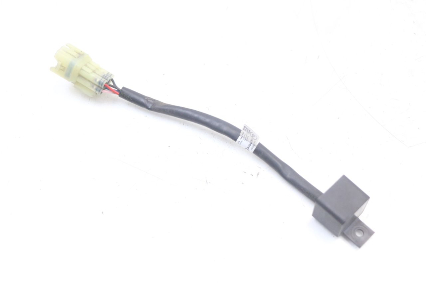 photo de RELÉ ELÉTRICO PIAGGIO MP3 HPE 350 (2018 - 2020) - Estado da superfície