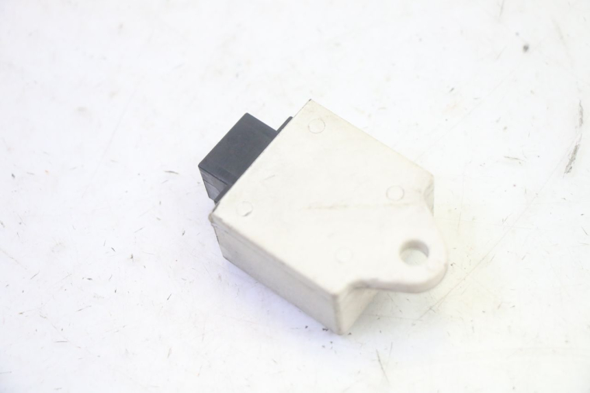 photo de RELÉ ELÉTRICO PIAGGIO MP3 HPE 350 (2018 - 2020) - Zoom do estado de desgaste