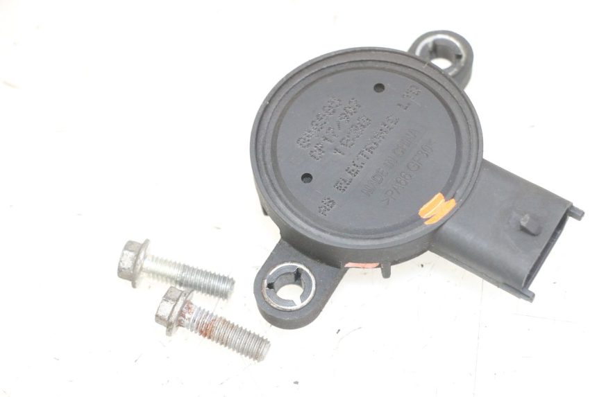 photo de RELÉ ELÉTRICO PIAGGIO MP3 LT 400 (2007 - 2012) - Outro ângulo de visão