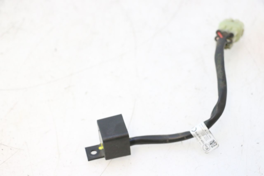 photo de RELÉ ELÉTRICO PIAGGIO MP3 500 (2016 - 2018) - Zoom do estado de desgaste