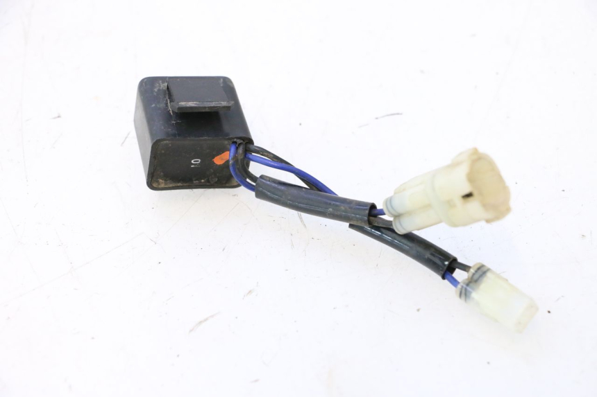 photo de RELÉ ELÉTRICO KYMCO MXU R 250 (2004 - 2010) - Zoom do estado de desgaste