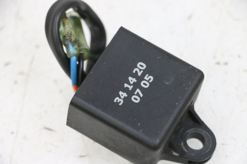 photo de RELÉ ELÉTRICO YAMAHA NEO'S NEOS 2T 50 (1998 - 2007) - Detalhe da peça