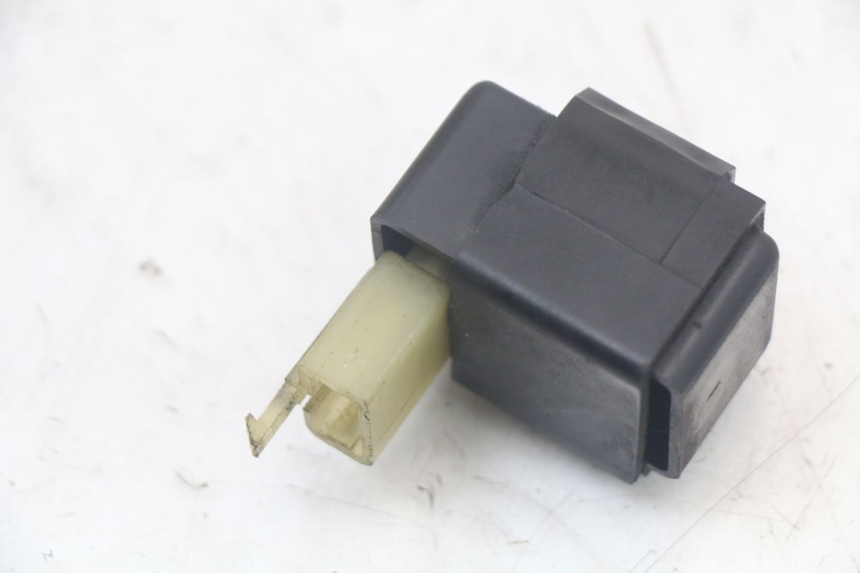 photo de RELÉ ELÉTRICO HONDA NTV DEAUVILLE 650 (1998 - 2001) - Detalhe da peça