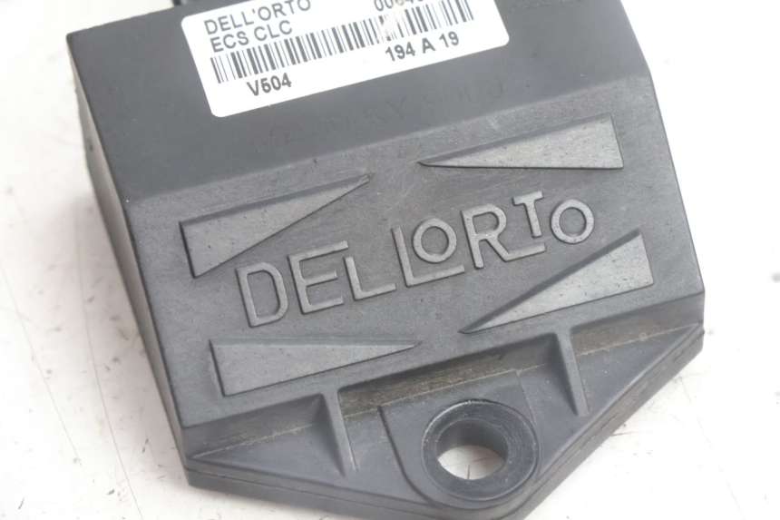 photo de RELÉ ELÉTRICO JM MOTORS OLDIES 4T 50 (2010 - 2020) - Zoom do estado de desgaste