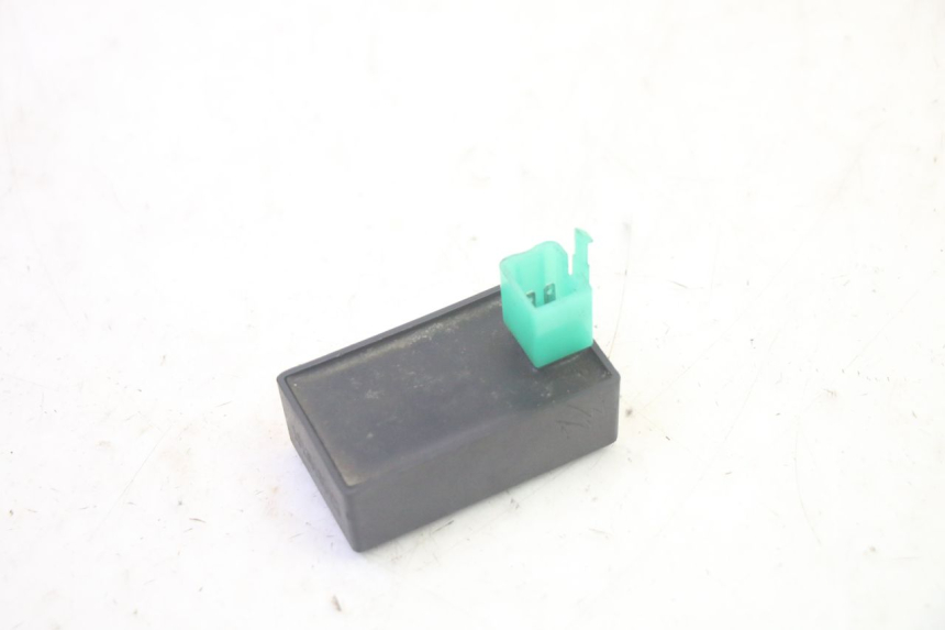 photo de RELÉ ELÉTRICO JM MOTORS OLDIES GT 4T 50 (2018 - 2025) - Zoom do estado de desgaste