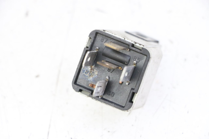 photo de RELÉ ELÉTRICO PIAGGIO VESPA LX 150 (2005 - 2013) - Zoom do estado de desgaste
