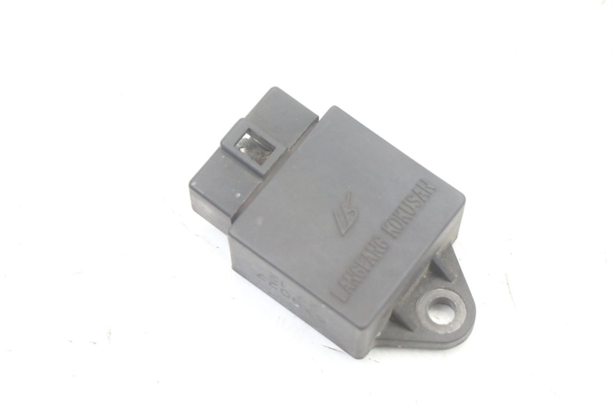 photo de RELÉ ELÉTRICO PIAGGIO VESPA LX 2T 50 (2005 - 2013) - Detalhe da peça