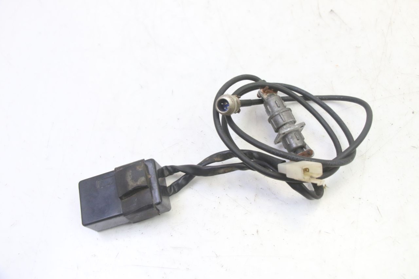 photo de RELÉ ELÉTRICO HYTRACK S 150 (2003 - 2011) - Zoom do estado de desgaste
